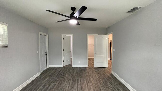 Building Photo - 5120 24th Ave S