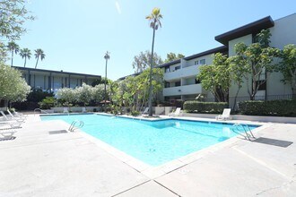 Paradise Garden Apartments Long Beach Ca Apartment Finder Pool Paradise Garden Apartments