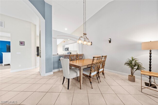 Building Photo - 8100 Ibis Cove Cir