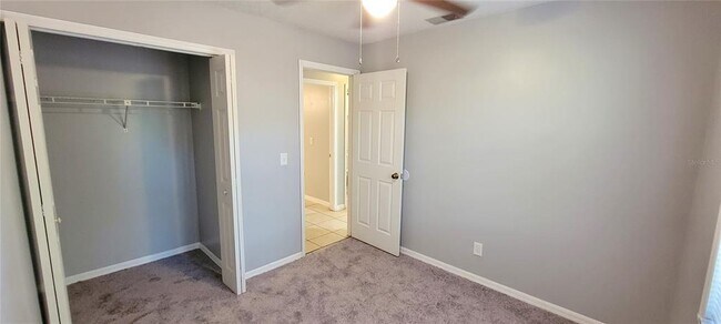 Building Photo - 3214 W Van Buren Dr