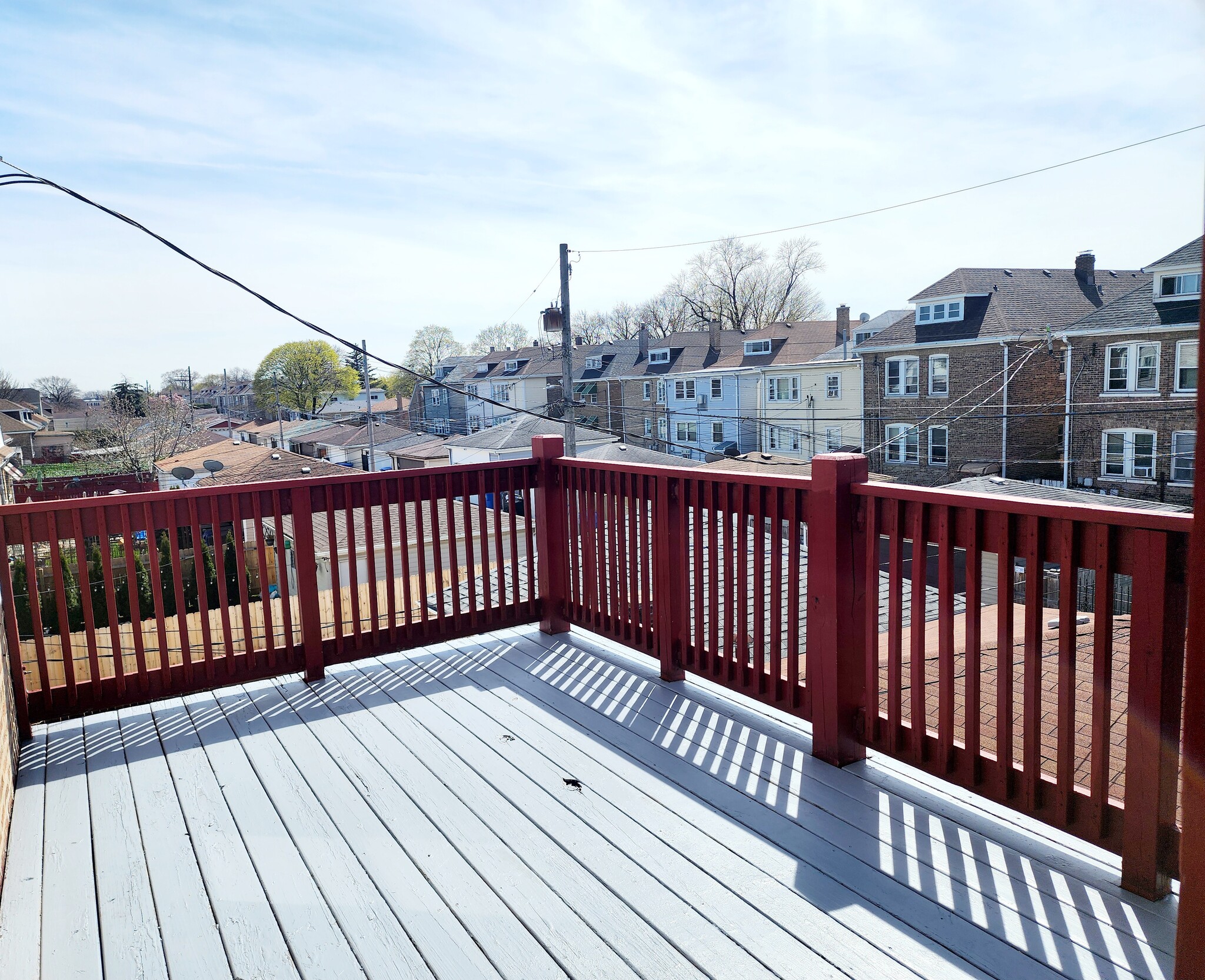 Private personal deck area - 4820 S Keeler Ave