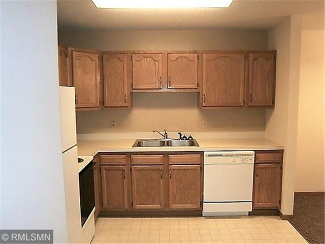 Building Photo - 1232 Spruce Ct