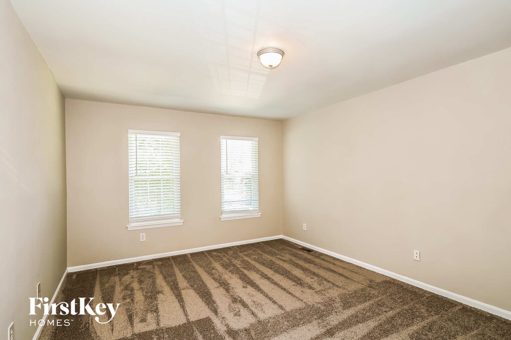 Building Photo - 11228 Quiet Wood Ct