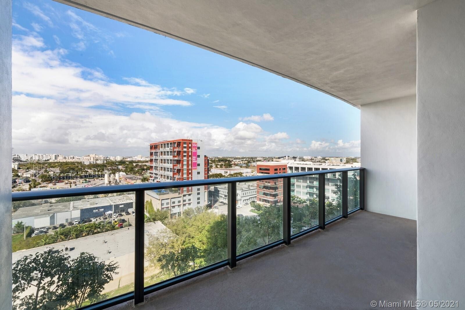 Building Photo - 1600 NE 1st Ave