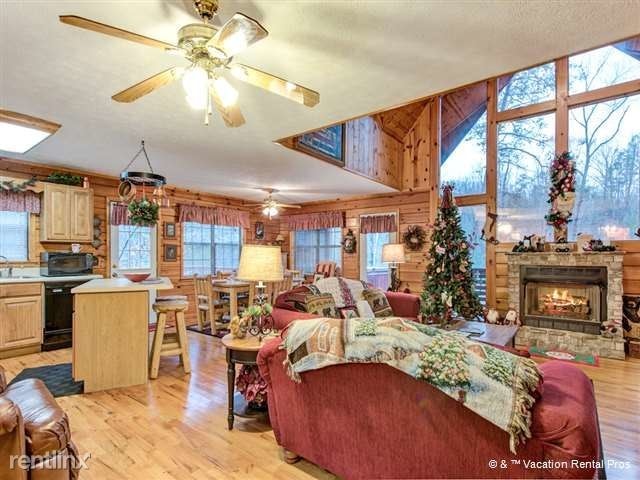 Building Photo - 1623 Raccoon Den Way