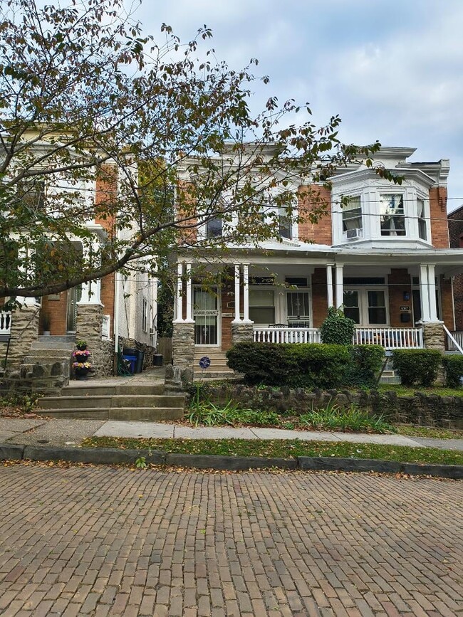 Building Photo - 6369 Sherman St