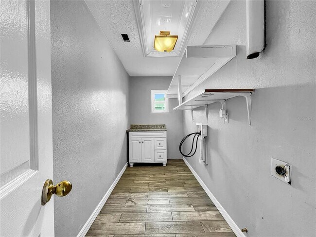 Building Photo - 5213 Keene Dr