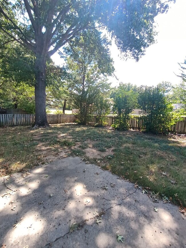 Building Photo - 3214 Bryn Mawr Cir