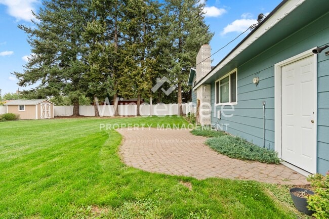 Building Photo - **Available July** 4 Bedroom Home In Spokane Valley