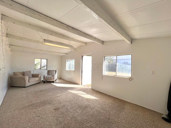 Building Photo - 3212 47th St