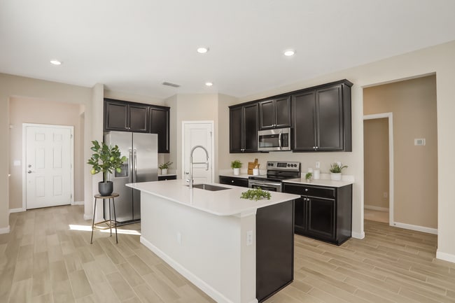 Building Photo - 2203 Sequoia Ct