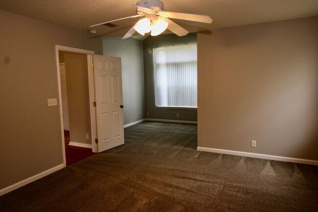 Building Photo - 3BR/2BA Home For Rent