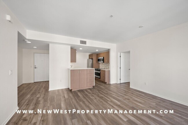 Building Photo - Banker's Hill 2 Bedroom at Park at Sixth, ...
