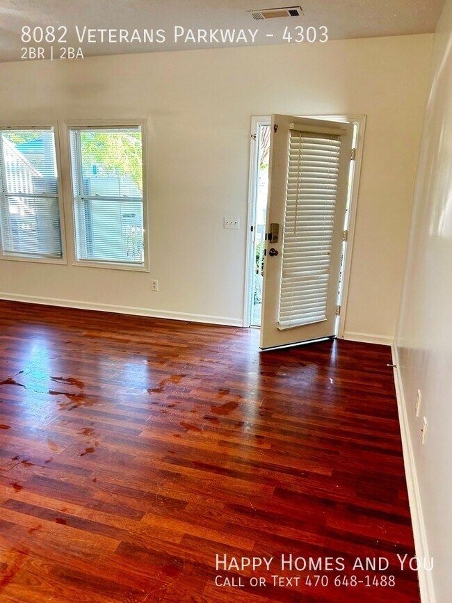 Building Photo - 8082 Veterans Pkwy