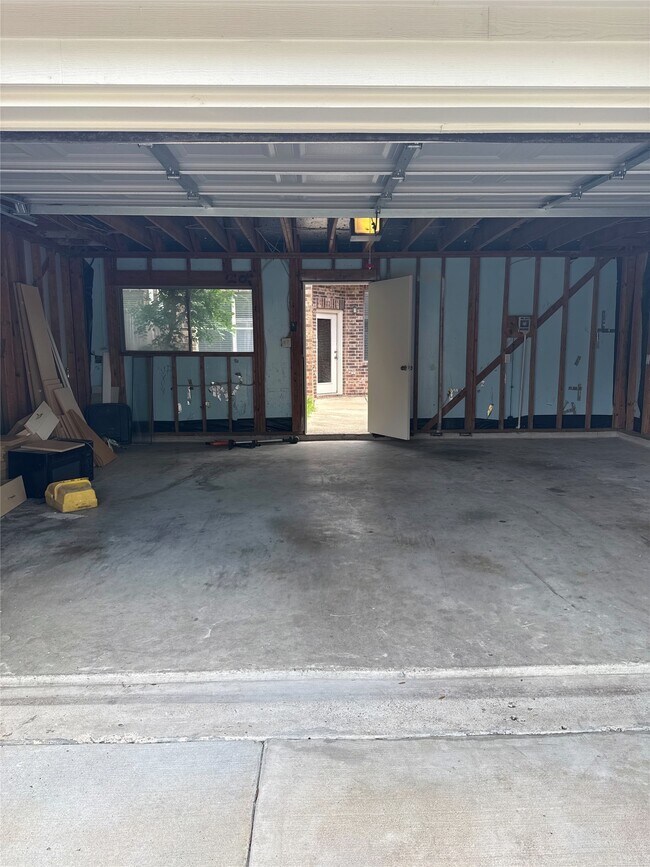 Building Photo - 506 Cypress Vista