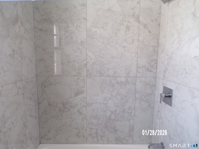 Building Photo - 17 Holbrook St