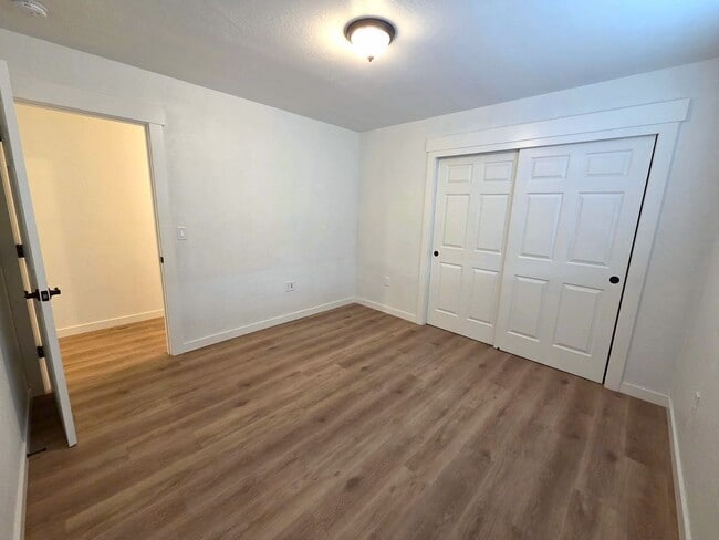 Building Photo - Newer Two bedroom/Two bath Duplex | Available NOW