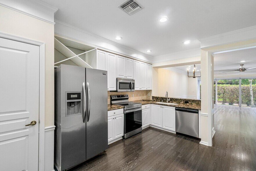 Building Photo - 21547 Saint Andrews Grand Cir