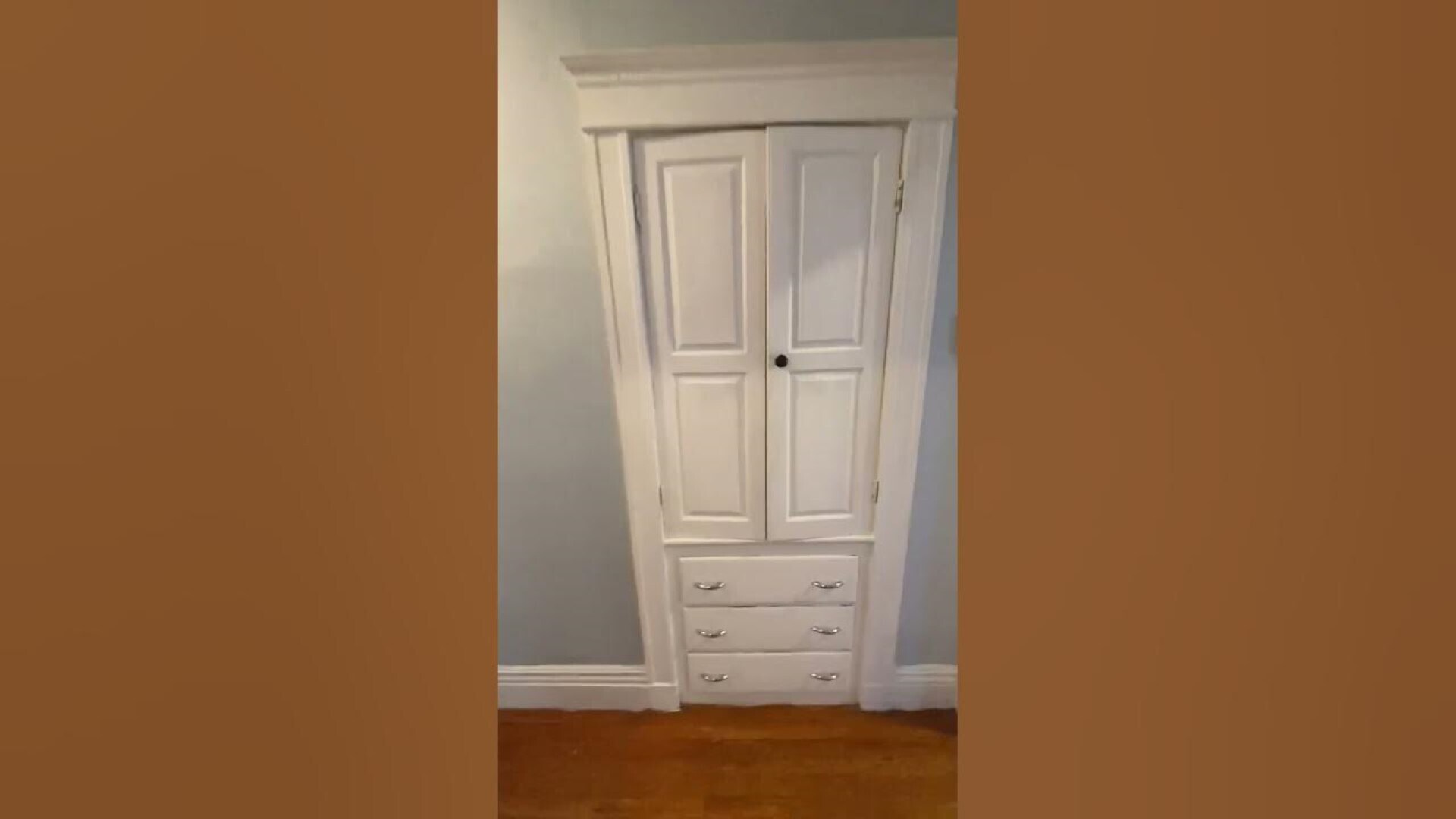 Building Photo - 378 Riverway