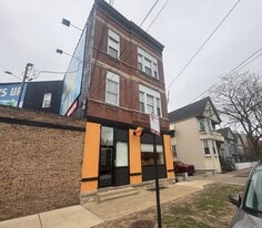 Building Photo - 2814 N Racine Ave