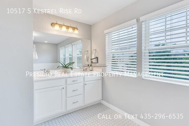 Building Photo - 10517 S Kestrel Rise Rd