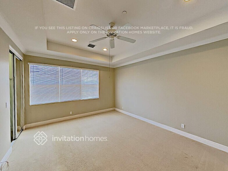 Building Photo - 4579 Artesa Way S