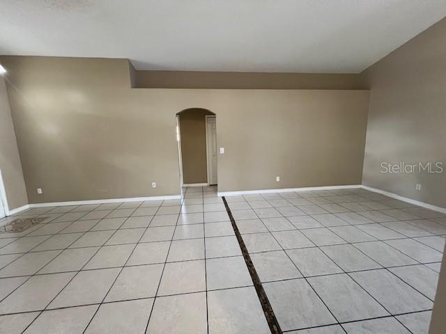Building Photo - 202 Woodbury Pines Cir