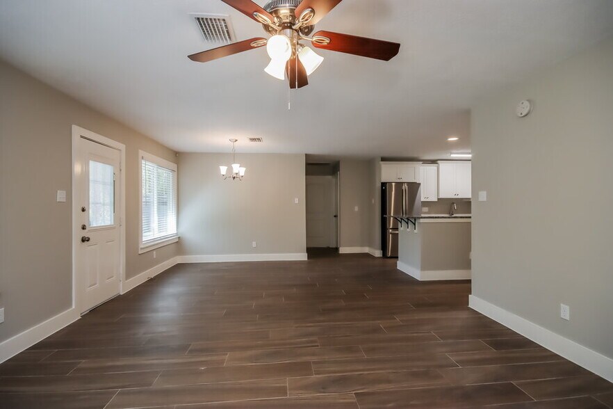 Building Photo - 18154 Windy Oaks Ct