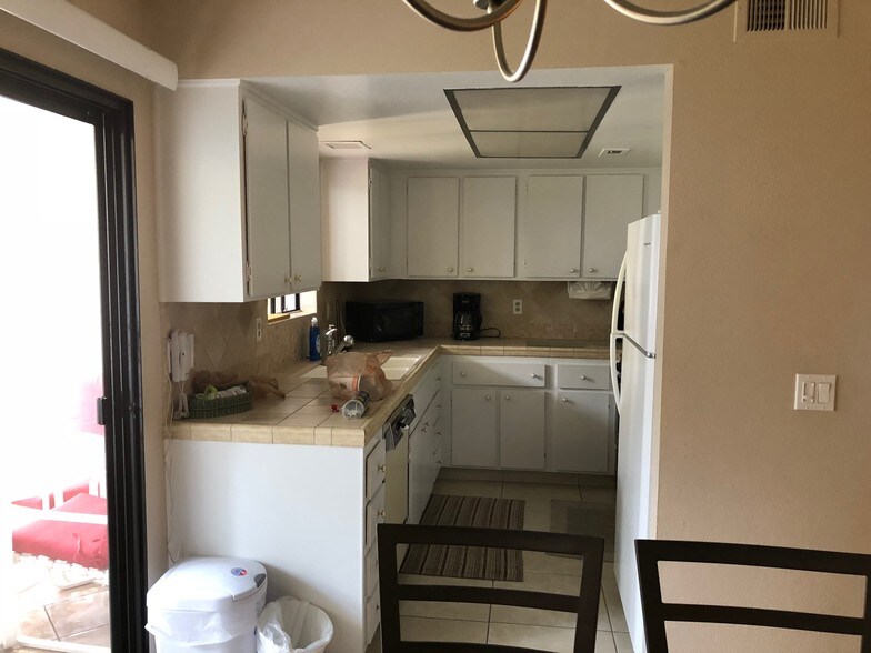 Building Photo - 5301 E Waverly Dr