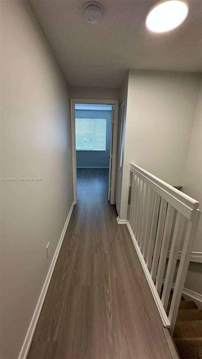 Building Photo - 50 Key W Ct