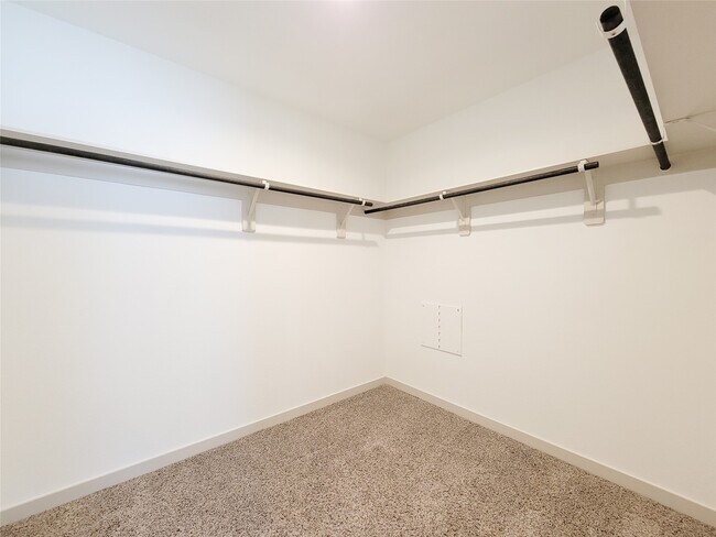 Building Photo - 7015 Halifax Harvest Ln