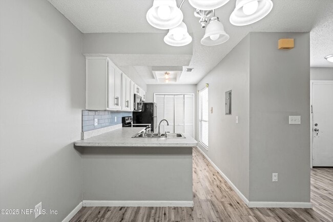Building Photo - 4846 Kingsmeadow Ln