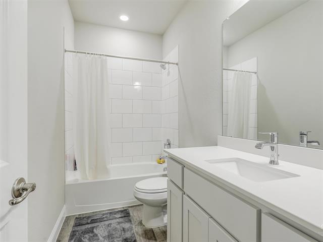 Building Photo - 2156 Knightsgate Rd