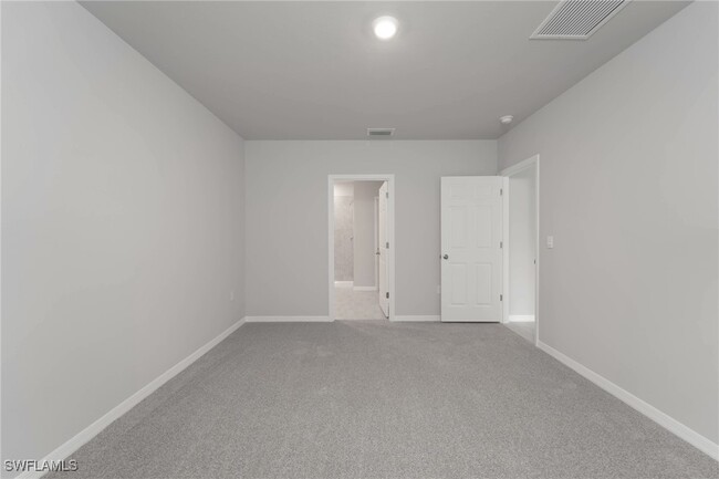 Building Photo - 1705 NW 31st Pl