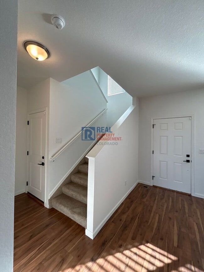 Building Photo - 5552 Canyon View Dr