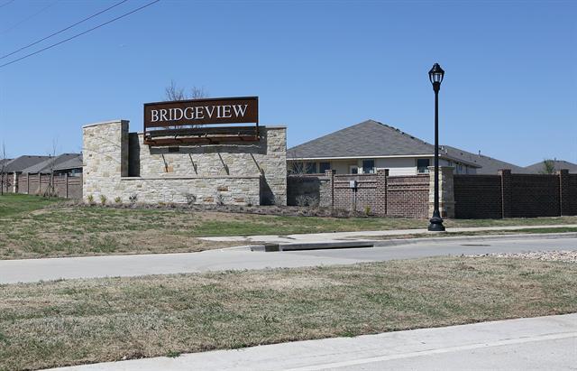 Building Photo - 708 Castlebar Ct