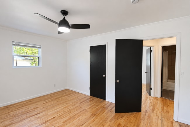 Building Photo - 118 Stone Dr