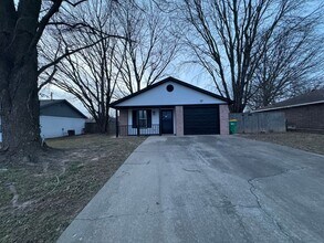 Building Photo - ***303 Southland Street***