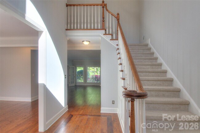 Building Photo - 1217 Weddington Hills Dr