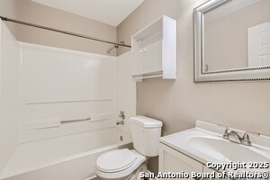 Building Photo - 4903 Village Spring Dr