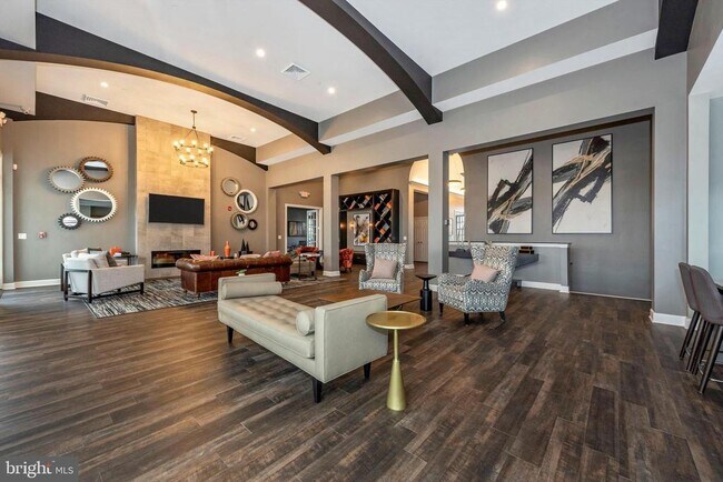 Building Photo - 5050 MacDonough Pl