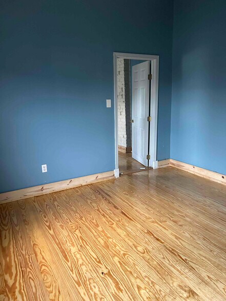 Primary Photo - 4117 N Derbigny St