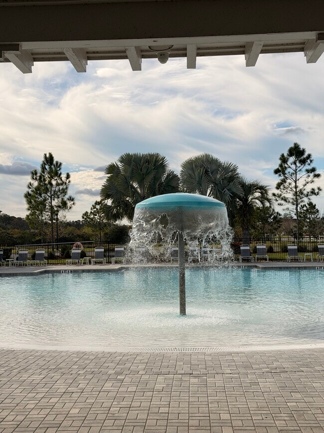 Building Photo - 17930 Turning Leaf Cir