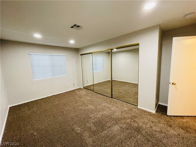 Building Photo - 8410 Eldora Ave