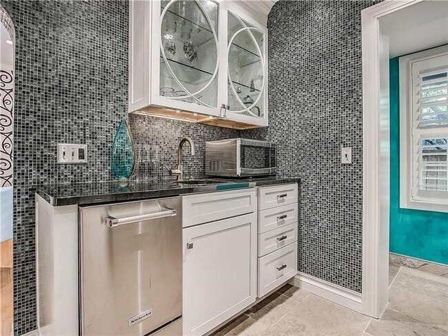 Building Photo - 1109 NW 55th St