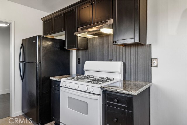 Building Photo - 3732 Dwiggins St