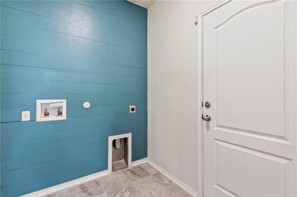 Building Photo - 201 Danablu Dr