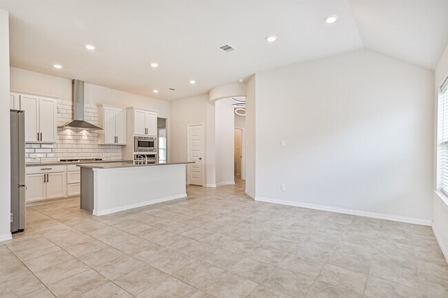 Building Photo - 7019 Terra Dr