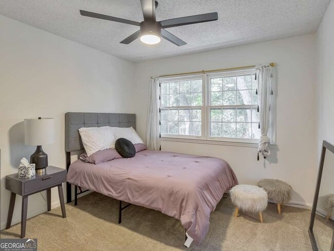 Building Photo - 2790 Farmstead Rd