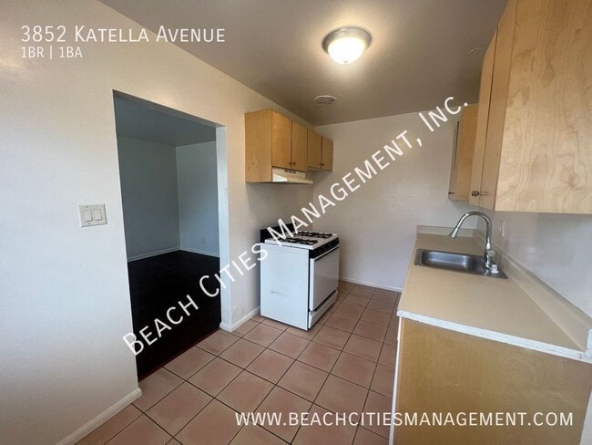 Building Photo - 3852 Katella Ave